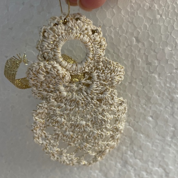 Vintage Crochet Ornaments Set of 2 Handmade Christmas Decor Bell Angel with Gold - Picture 4 of 8